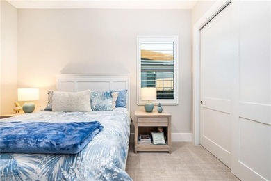 Set within the prestigious, resort-inspired community of Naples - photo 36