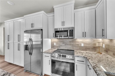 Back on the market-better than ever! This exceptional new - photo 8