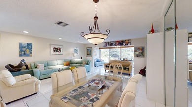 Beautiful Lake views. Nicely appointed rare 3 full Bathrooms, 2 - photo 9
