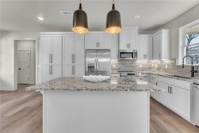 Back on the market-better than ever! This exceptional new - photo 10