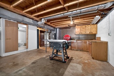 Discover the perfect blend of modern living and serene rural - photo 40