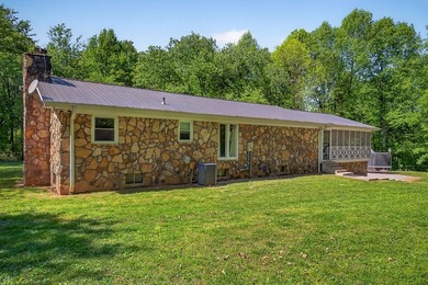 Discover the perfect blend of modern living and serene rural - photo 41
