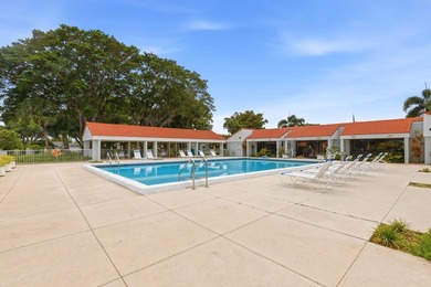 Rarely available in Estates of Silverlake! Situated on a private - photo 42