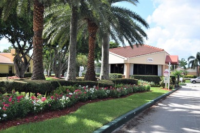 Rarely available in Estates of Silverlake! Situated on a private - photo 53
