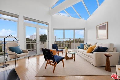 Architectural penthouse residence in the coveted Ocean Park Sea - photo 7