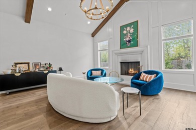 Located in the exclusive Barrett Heights, a section of Oak - photo 14