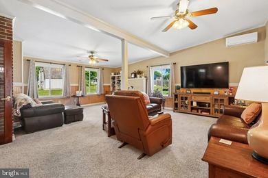 Absolutely stunning four-bedroom 2,5 bath colonial. Roof five - photo 17