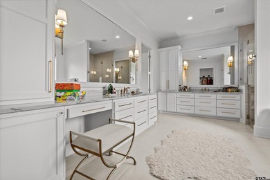Located in the exclusive Barrett Heights, a section of Oak - photo 18