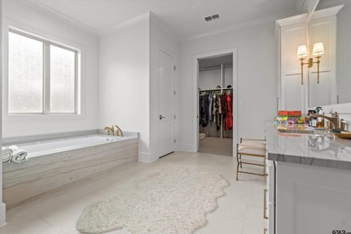Located in the exclusive Barrett Heights, a section of Oak - photo 19