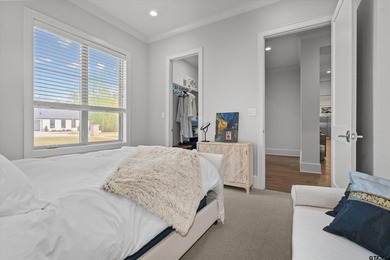 Located in the exclusive Barrett Heights, a section of Oak - photo 26