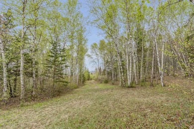 Plus de 188 000 pi2 repartis sur trois lots distincts, offrant - photo 29