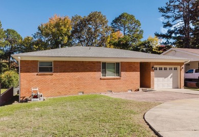 Twin Lakes Home For Sale in Little Rock Arkansas