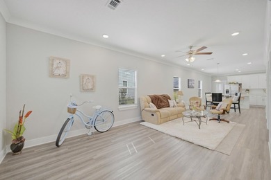 Welcome to The Verandas of Freeport, where comfort, convenience - photo 11