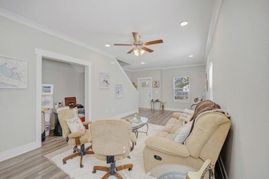Welcome to The Verandas of Freeport, where comfort, convenience - photo 15