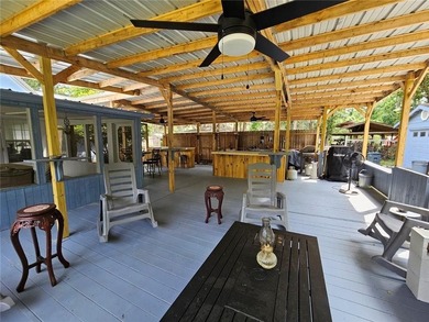 Welcome to 300 Crestview Drive in Woodbine, GA-an exceptional - photo 21