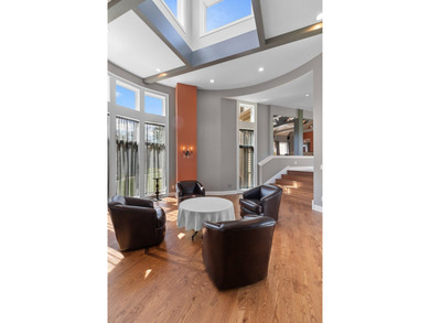 Extraordinary 12,000+ SQ FT Country Estate, including Guest - photo 22