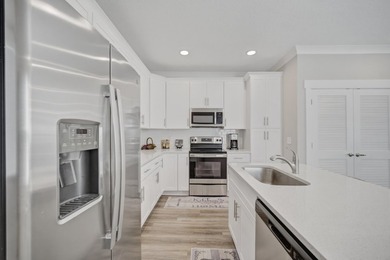 Welcome to The Verandas of Freeport, where comfort, convenience - photo 23