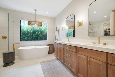 Welcome to an extraordinary, fully renovated estate in the - photo 23