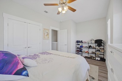 Welcome to The Verandas of Freeport, where comfort, convenience - photo 27