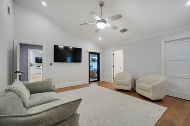 Welcome to an extraordinary, fully renovated estate in the - photo 31