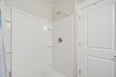 Welcome to The Verandas of Freeport, where comfort, convenience - photo 38