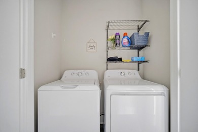 Welcome to The Verandas of Freeport, where comfort, convenience - photo 40