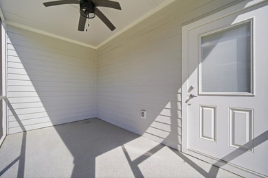 Welcome to The Verandas of Freeport, where comfort, convenience - photo 41
