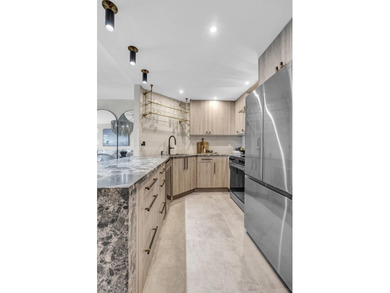 One-of-a-kind and unlike anything else in Essex Tower, this - photo 3