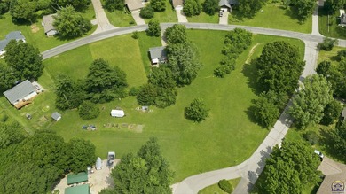 A great opportunity to secure extra space or build your lake - photo 9
