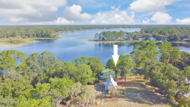 Lake Como - Putnam County Home For Sale in Pomona Park Florida
