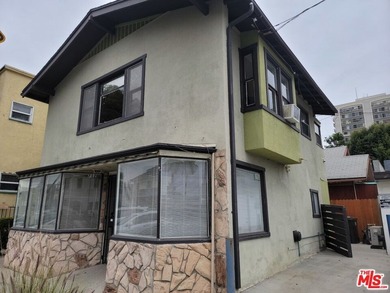 In the Heart of Alamitos Beach, in the highly desirable Willmore - photo 1