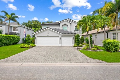 Welcome to the gated community of Canyon Lakes! This beautifully - photo 1