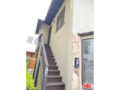 In the Heart of Alamitos Beach, in the highly desirable Willmore - photo 10