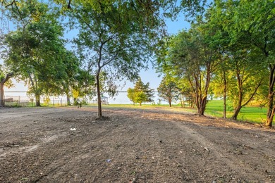 INCREDIBLE RARE WATERFRONT OPPORTUNITY to build your dream - photo 6