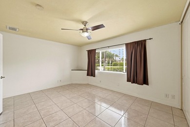 Fully remodeled 1-bedroom, 1-bath waterfront residence in Coral - photo 12
