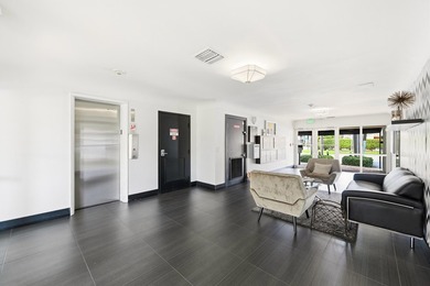 Fully remodeled 1-bedroom, 1-bath waterfront residence in Coral - photo 13