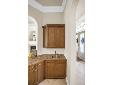 Beautiful single story home with pool situated directly on Kelly - photo 17