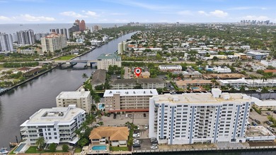 Fully remodeled 1-bedroom, 1-bath waterfront residence in Coral - photo 27