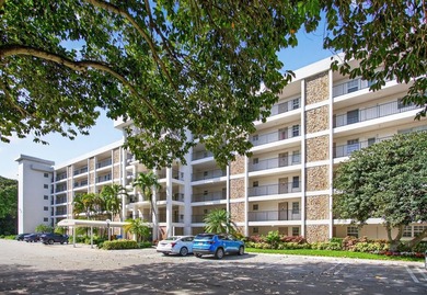 (private lake, pond, coastal) Condo Active Under Contract in Pompano Beach Florida