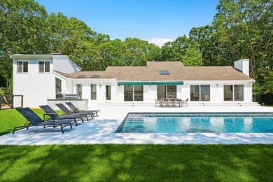 This beautifully renovated and thoughtfully decorated - photo 1