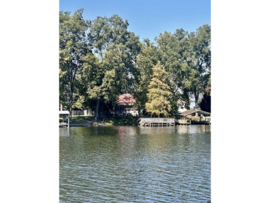 Lake Home For Sale in Tiptonville, Tennessee