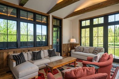 Extraordinary 12 acre private gated property featuring a Modern - photo 25