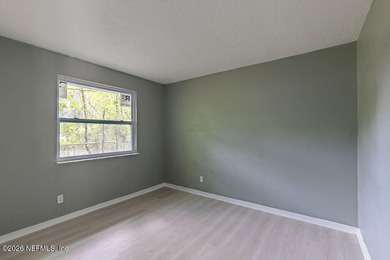 Motivated seller..great property for first time buyer.. investor - photo 8