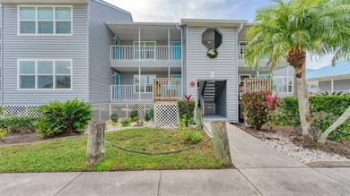 Port Charlotte Waterway Lakes Area Condo For Sale in Port Charlotte Florida