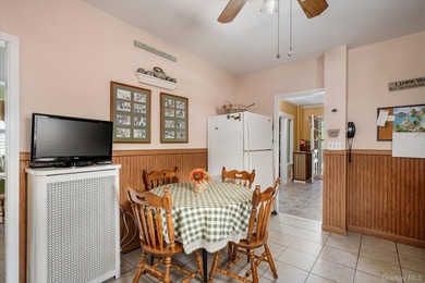 Welcome to 311 Locust Ave - a beautifully maintained early - photo 16