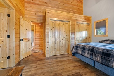 MOUNTAIN CABIN - Beautiful home offering open concept with - photo 18