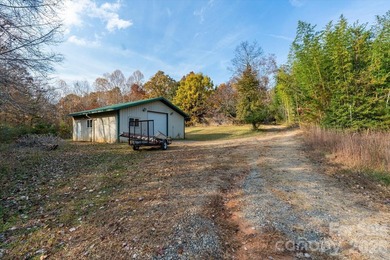 Ideally located only 3 minutes from the Tryon Int'l Equestrian - photo 22