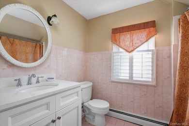 Welcome to 311 Locust Ave - a beautifully maintained early - photo 22