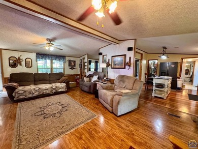 MOVE IN READY 4BR/2.5BA ranch home on 4 lots (or +/-1 acre) with - photo 6