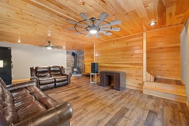 MOUNTAIN CABIN - Beautiful home offering open concept with - photo 27